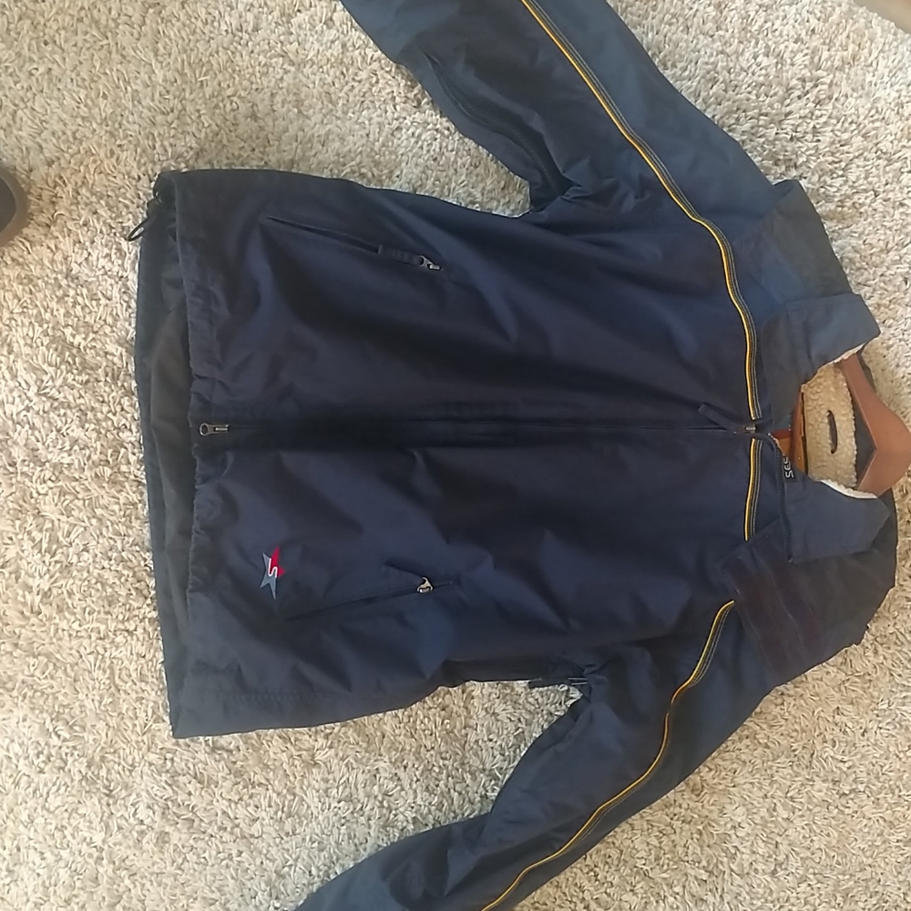 IDK - I love this jacket!